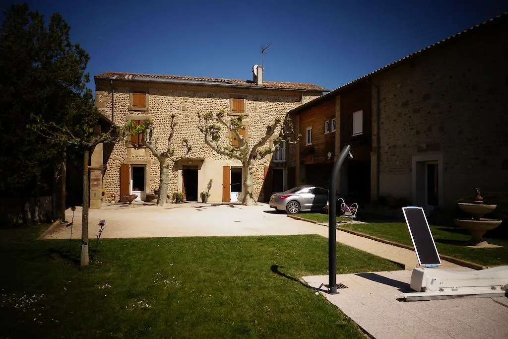***  La Ferme Des Denis Bed & Breakfast Chanos-Curson France